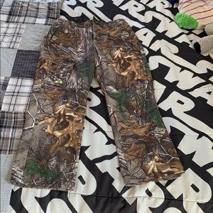 Under Amour real tree hunting pants